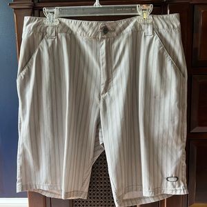 Men’s Oakley Shorts